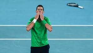 解析为什么优秀的游击手通常被视为内野防守的灵魂与战术核心